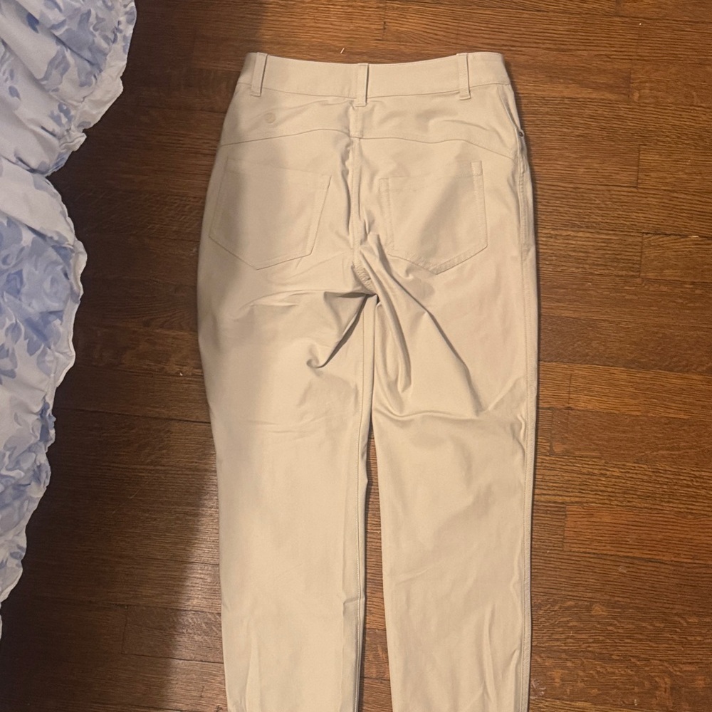 Lululemon Athletica Cream High-Waisted Pants - Picture 3 of 4